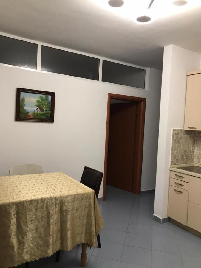 Cano Apartament Durres Exterior photo